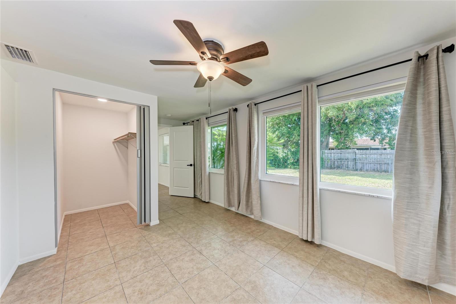 BAYSHORE GARDENS SEC 36 - Residential