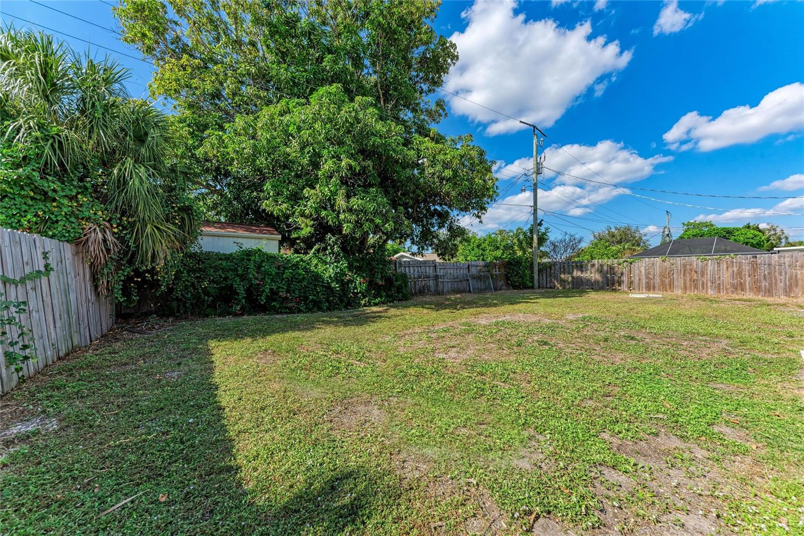 BAYSHORE GARDENS SEC 36 - Residential