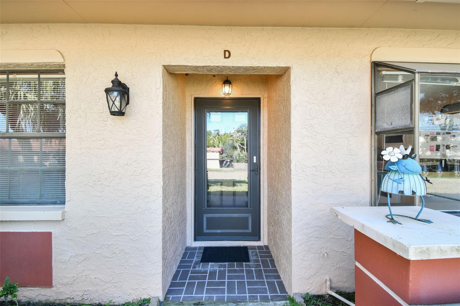 19029 US HIGHWAY 19 N 10D