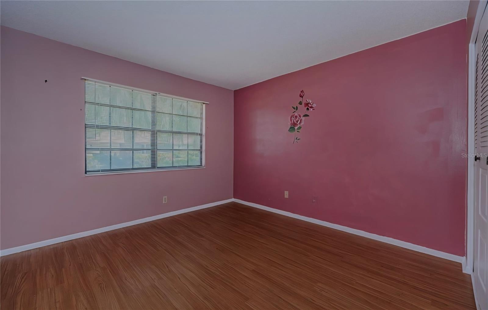 IMPERIAL COVE 10 - Residential