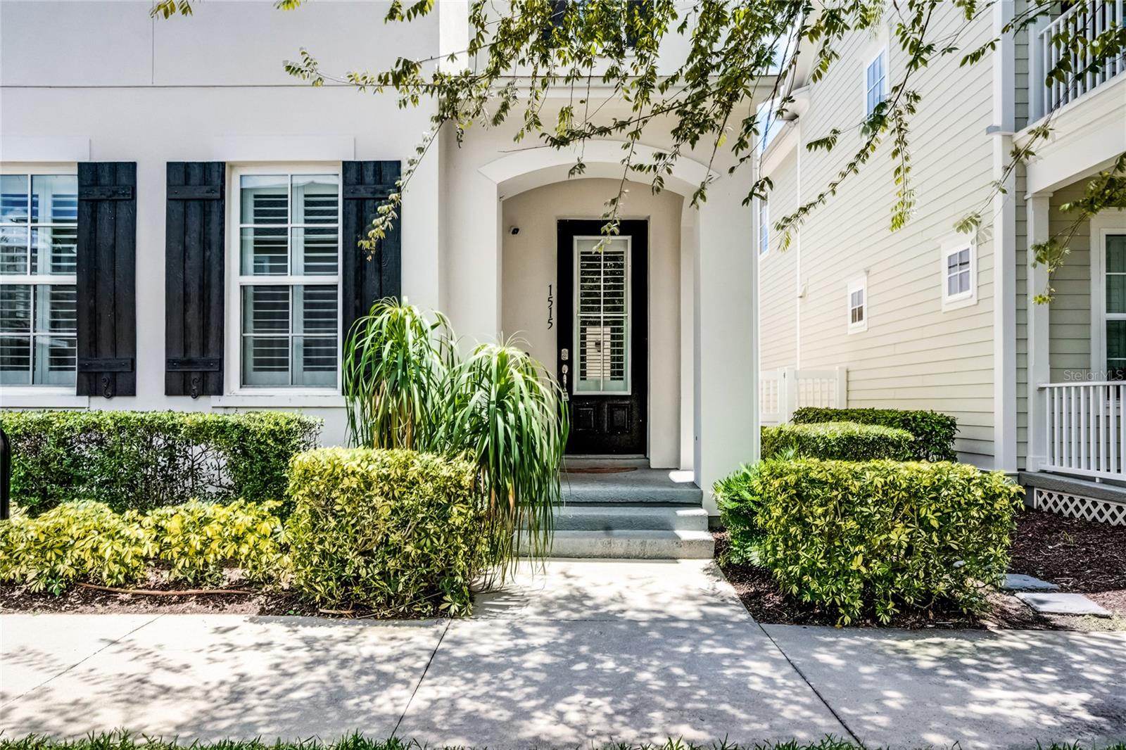 1515 RESOLUTE STREET
