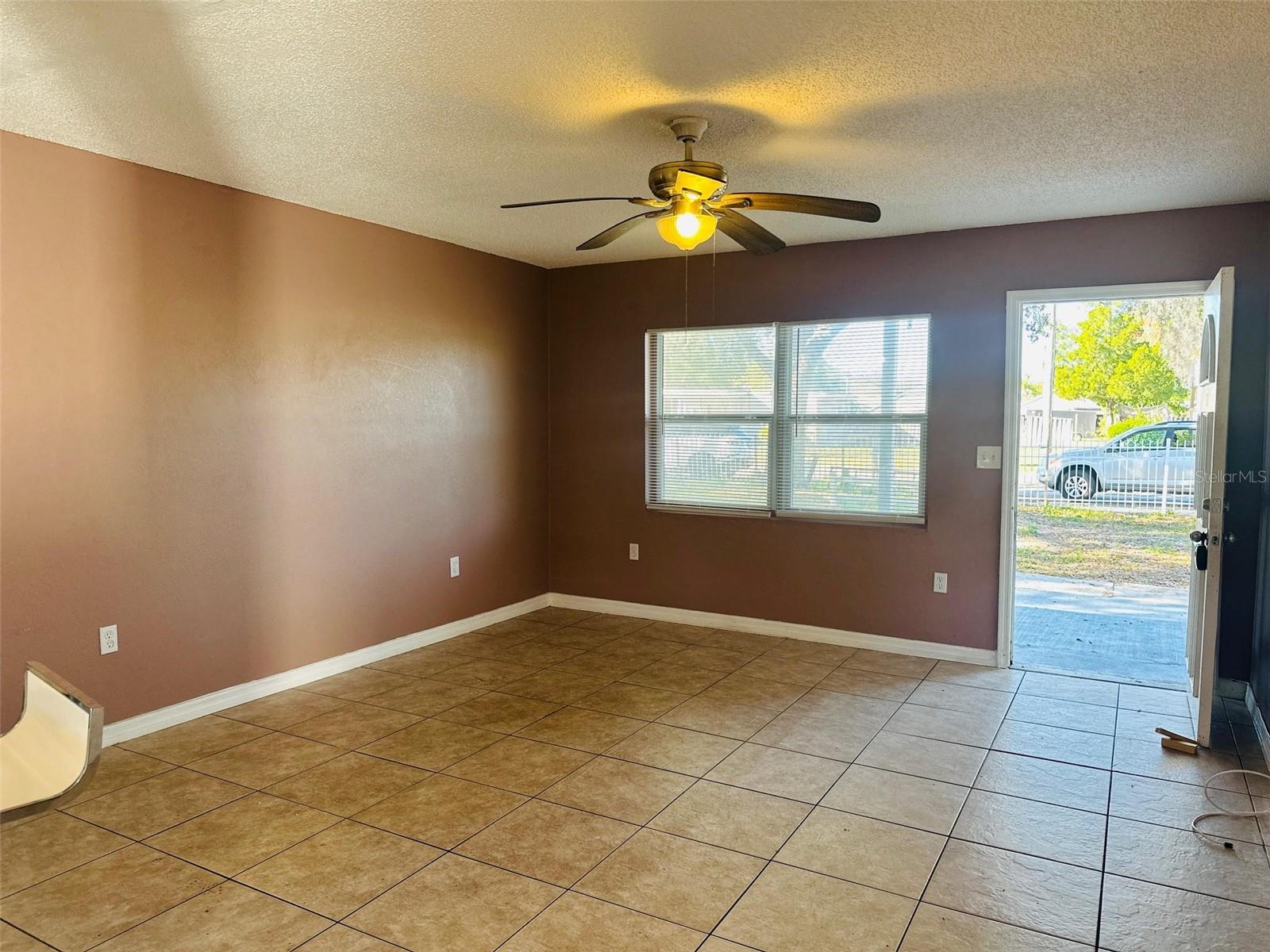 ORLANDO ACRES FIRST ADD - Residential