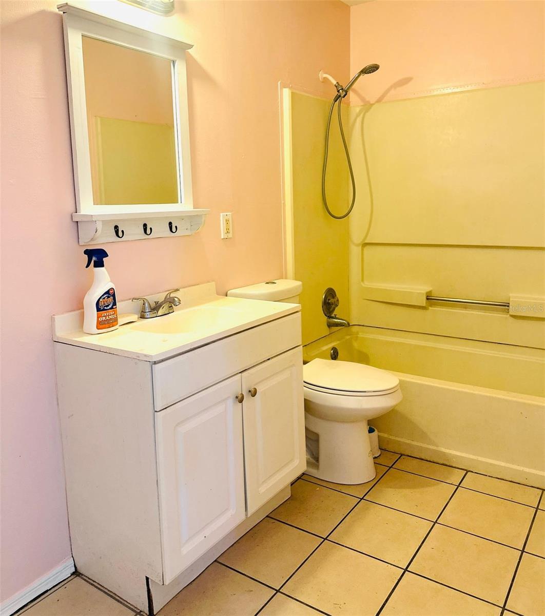 ORLANDO ACRES FIRST ADD - Residential