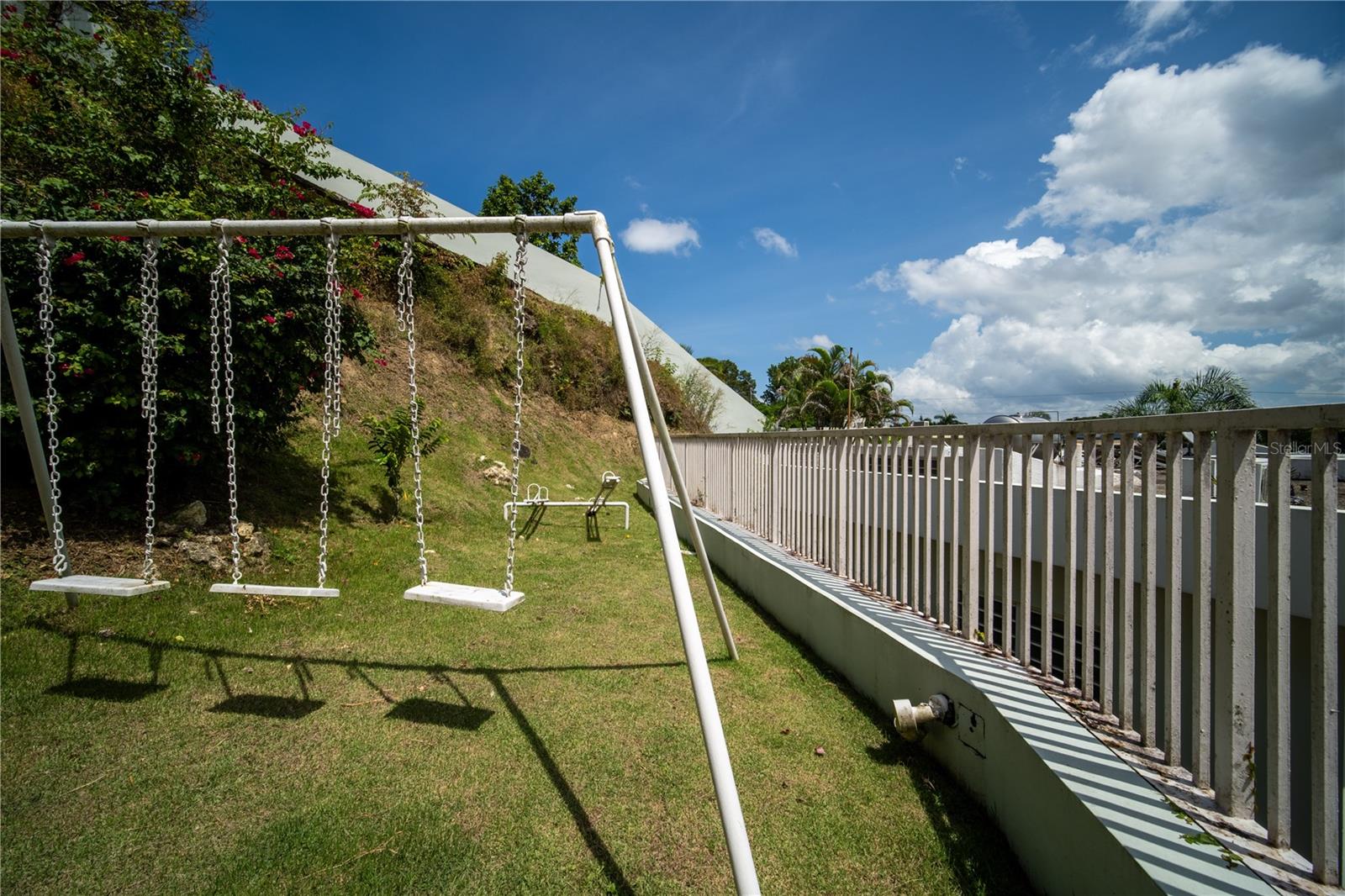 TINTILLO HILLS - Residential