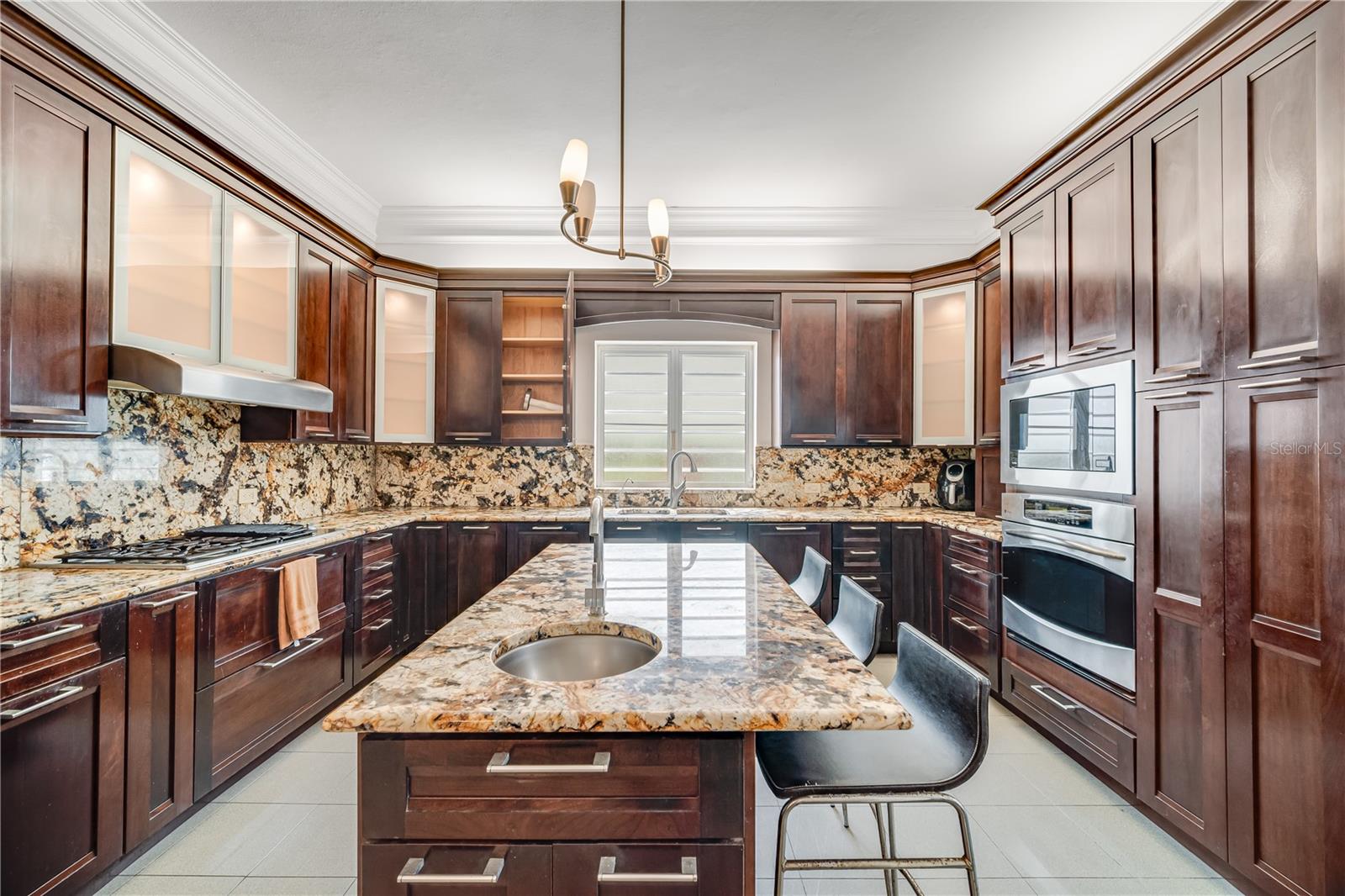 TINTILLO HILLS - Residential