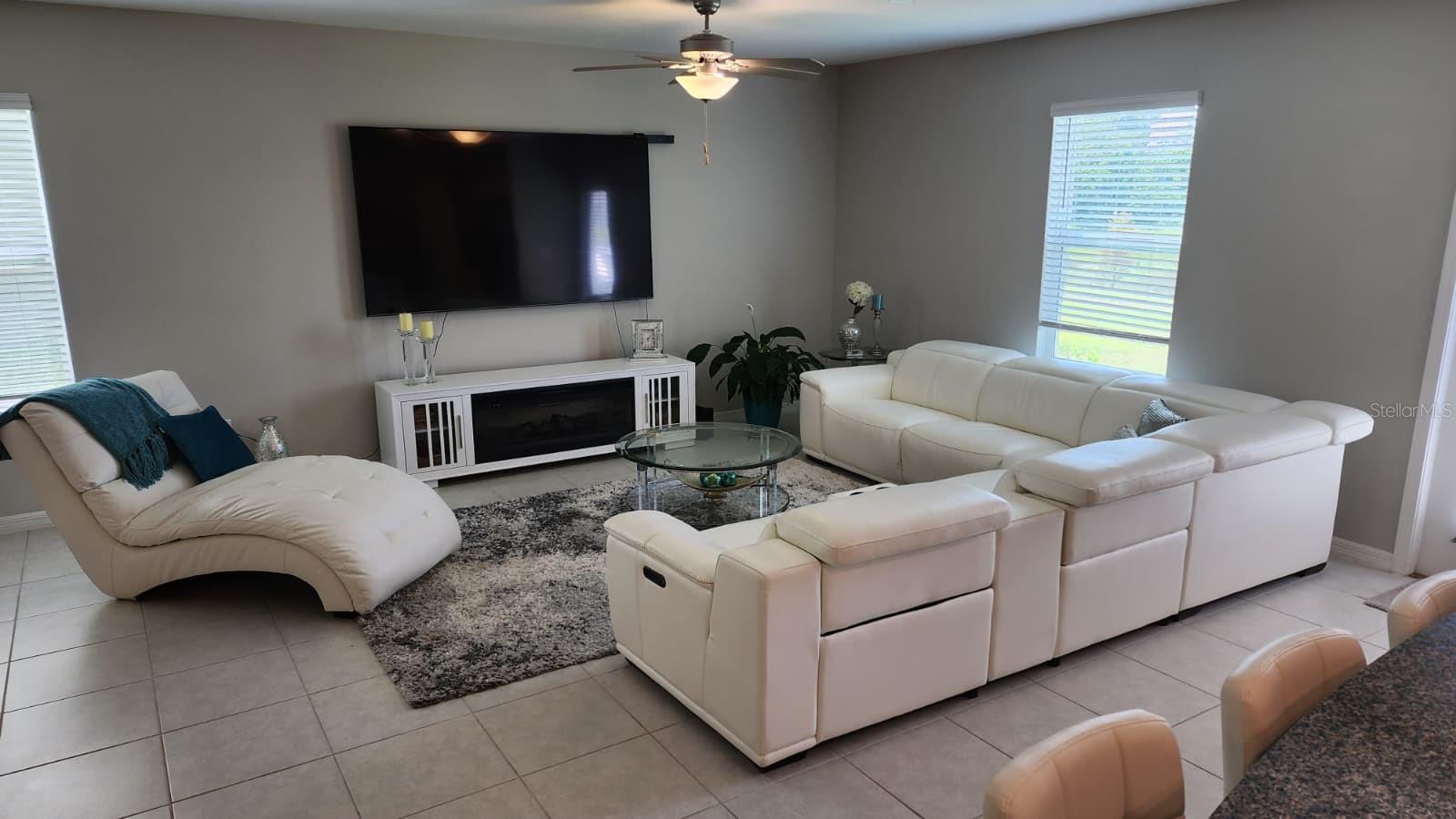 ENCLAVE AT VENTANA - Residential