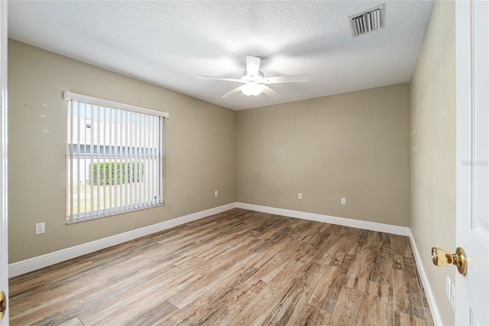 MAJESTIC OAKS FOURTH ADD - Residential