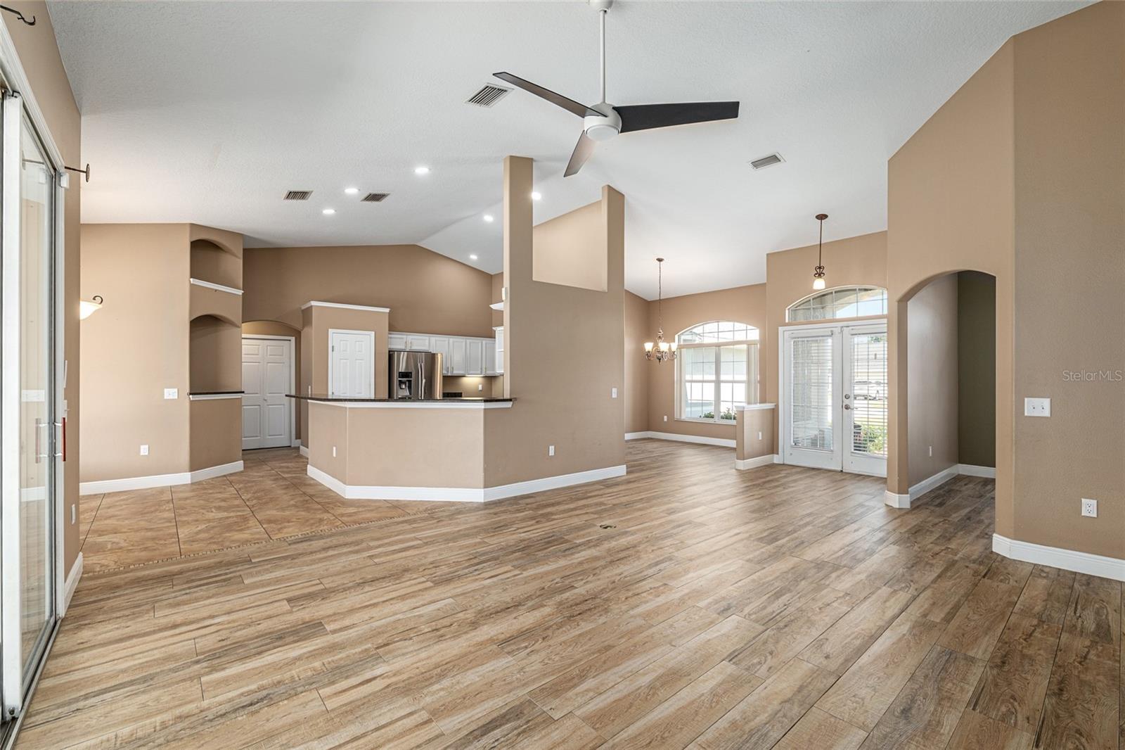 MAJESTIC OAKS FOURTH ADD - Residential