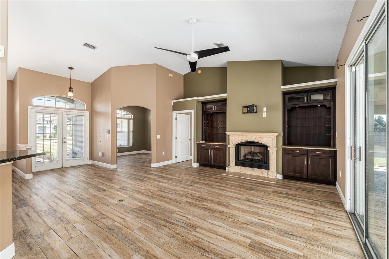 MAJESTIC OAKS FOURTH ADD - Residential