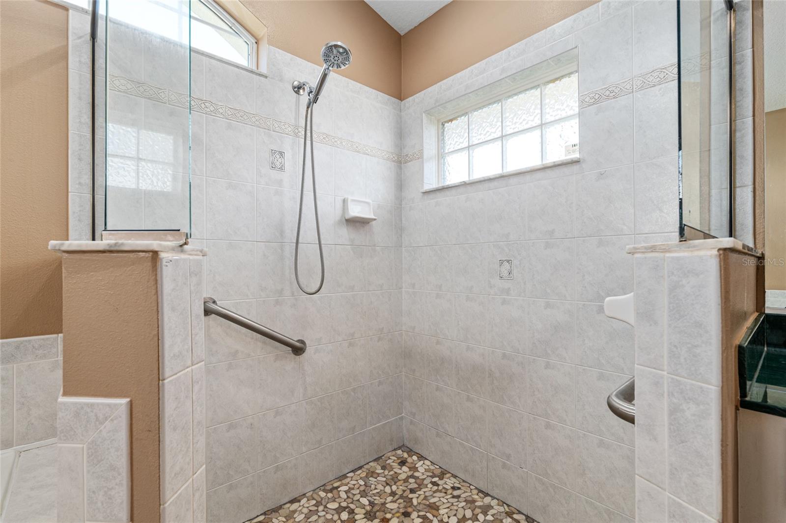 MAJESTIC OAKS FOURTH ADD - Residential