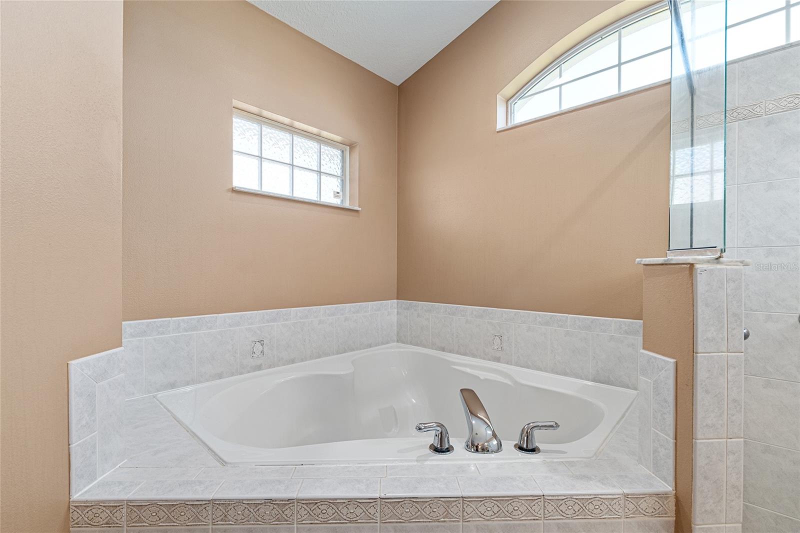 MAJESTIC OAKS FOURTH ADD - Residential