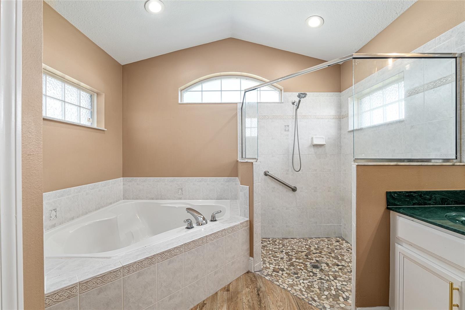 MAJESTIC OAKS FOURTH ADD - Residential