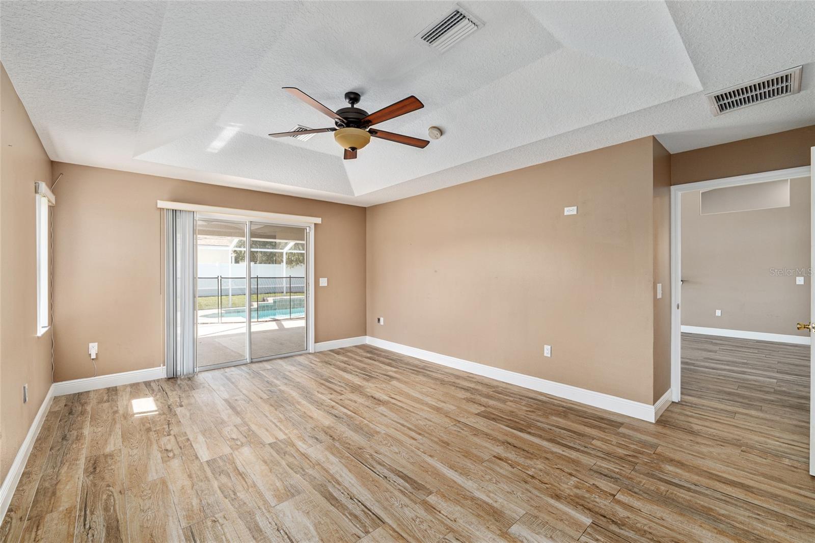 MAJESTIC OAKS FOURTH ADD - Residential