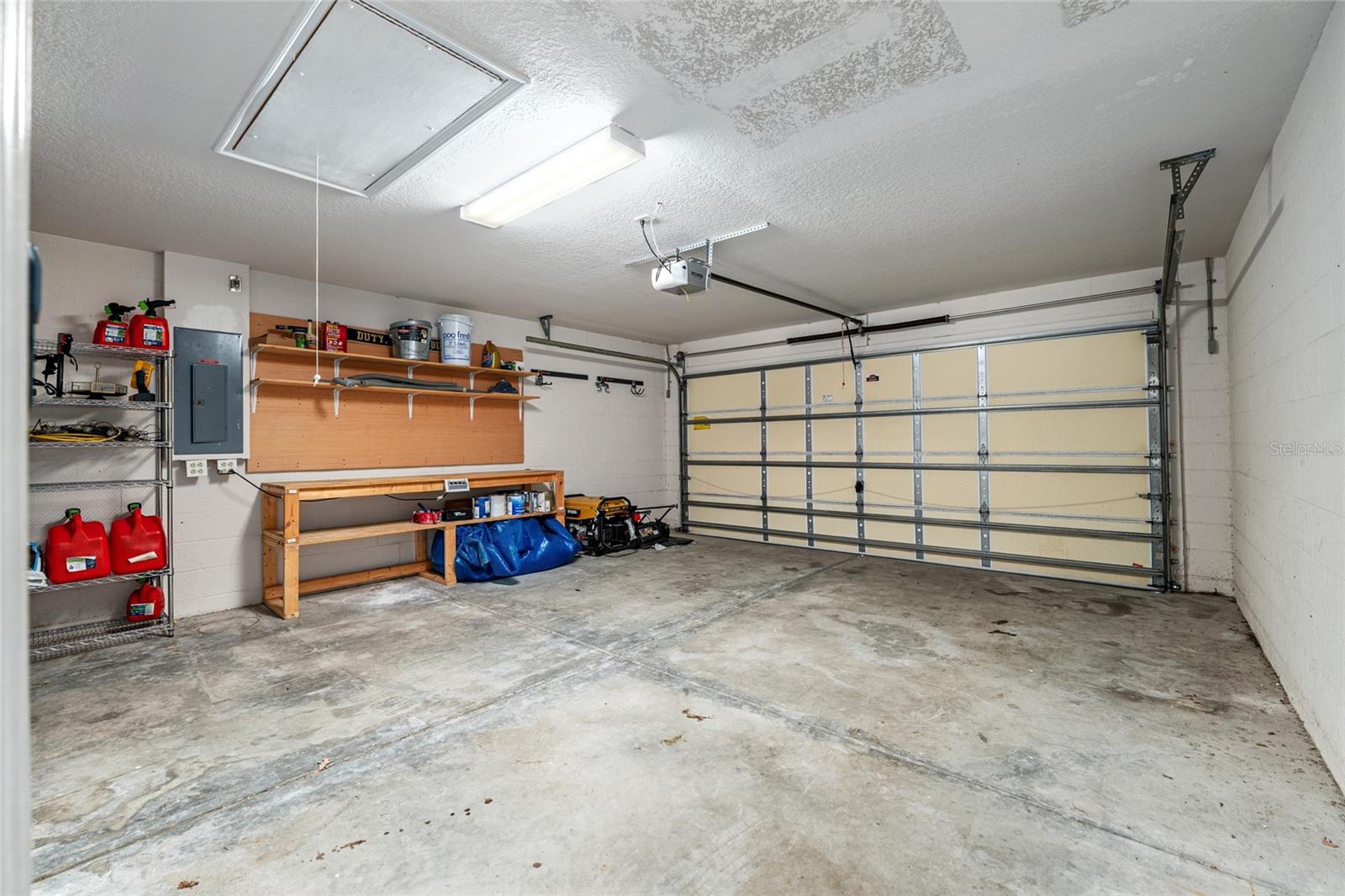 MAJESTIC OAKS FOURTH ADD - Residential