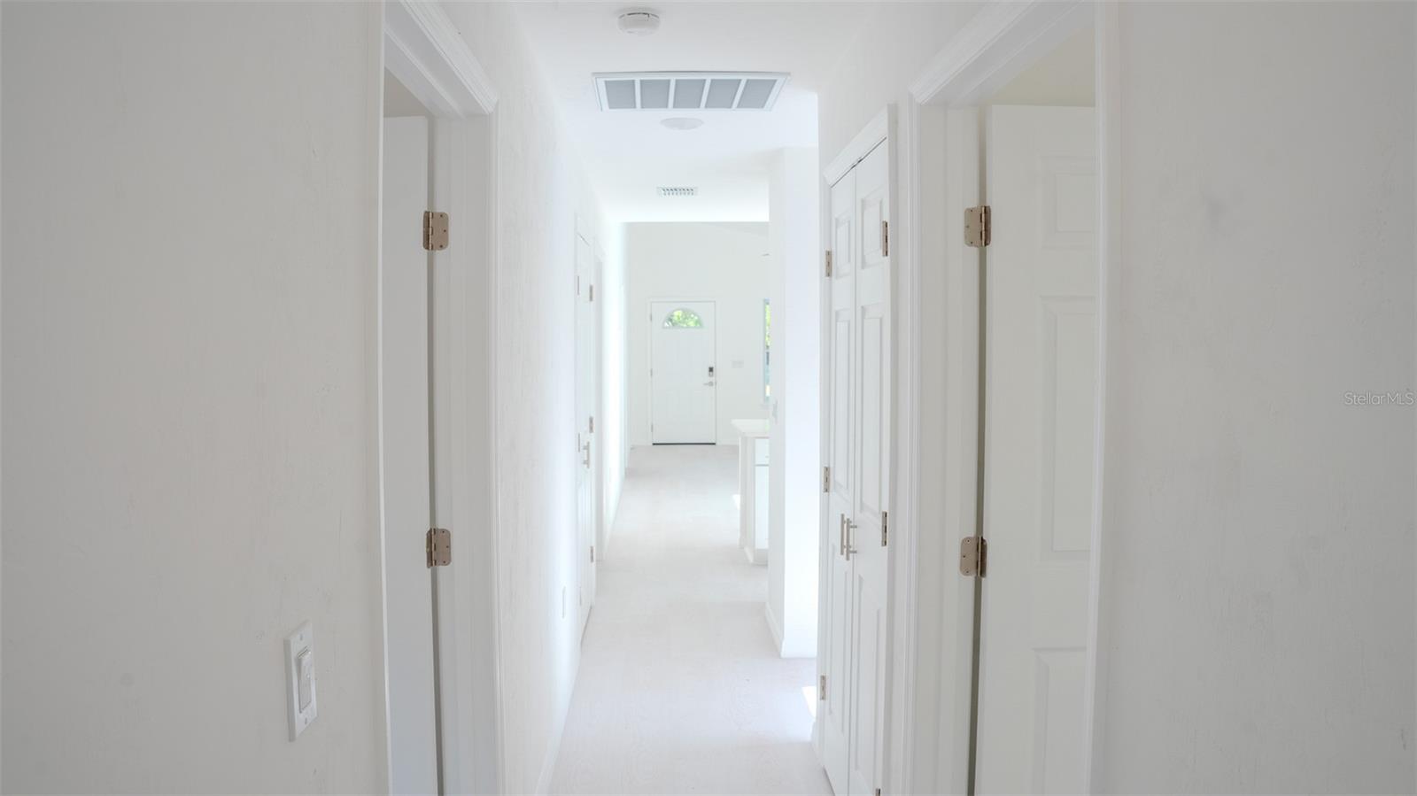 FOUR LAKES COMMUNITY - Residential