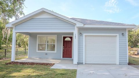 Photo of 107 Dixie Street, Hawthorne, FL 32640 (MLS # O6391288)