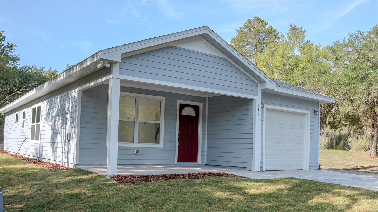 FOUR LAKES COMMUNITY - Residential