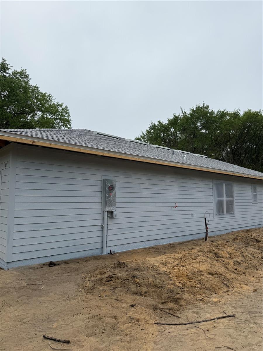 FOUR LAKES COMMUNITY - Residential