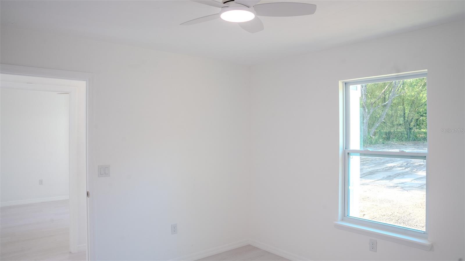 FOUR LAKES COMMUNITY - Residential