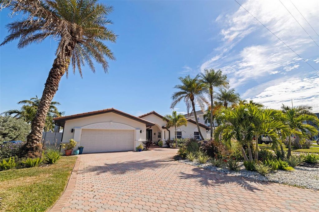 Photo of 7827 9th Avenue S, St Petersburg, FL 33707 (MLS # TB8453353)