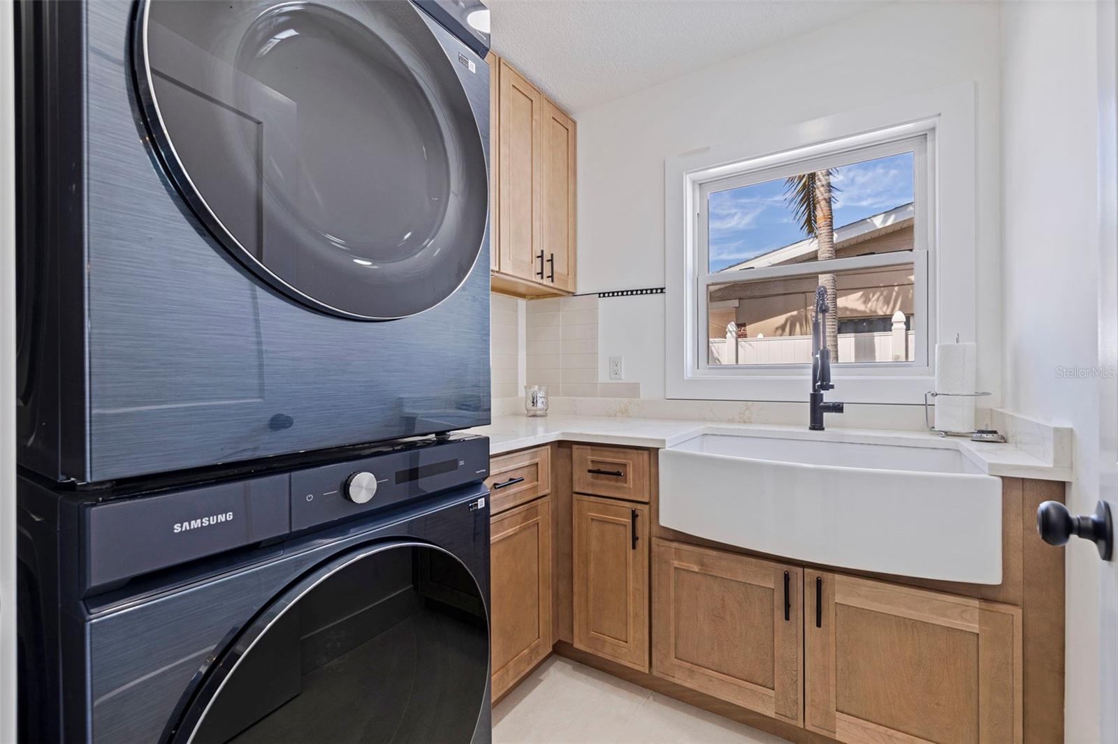 SOUTH CSWY ISLE YACHT CLUB ADD - Residential