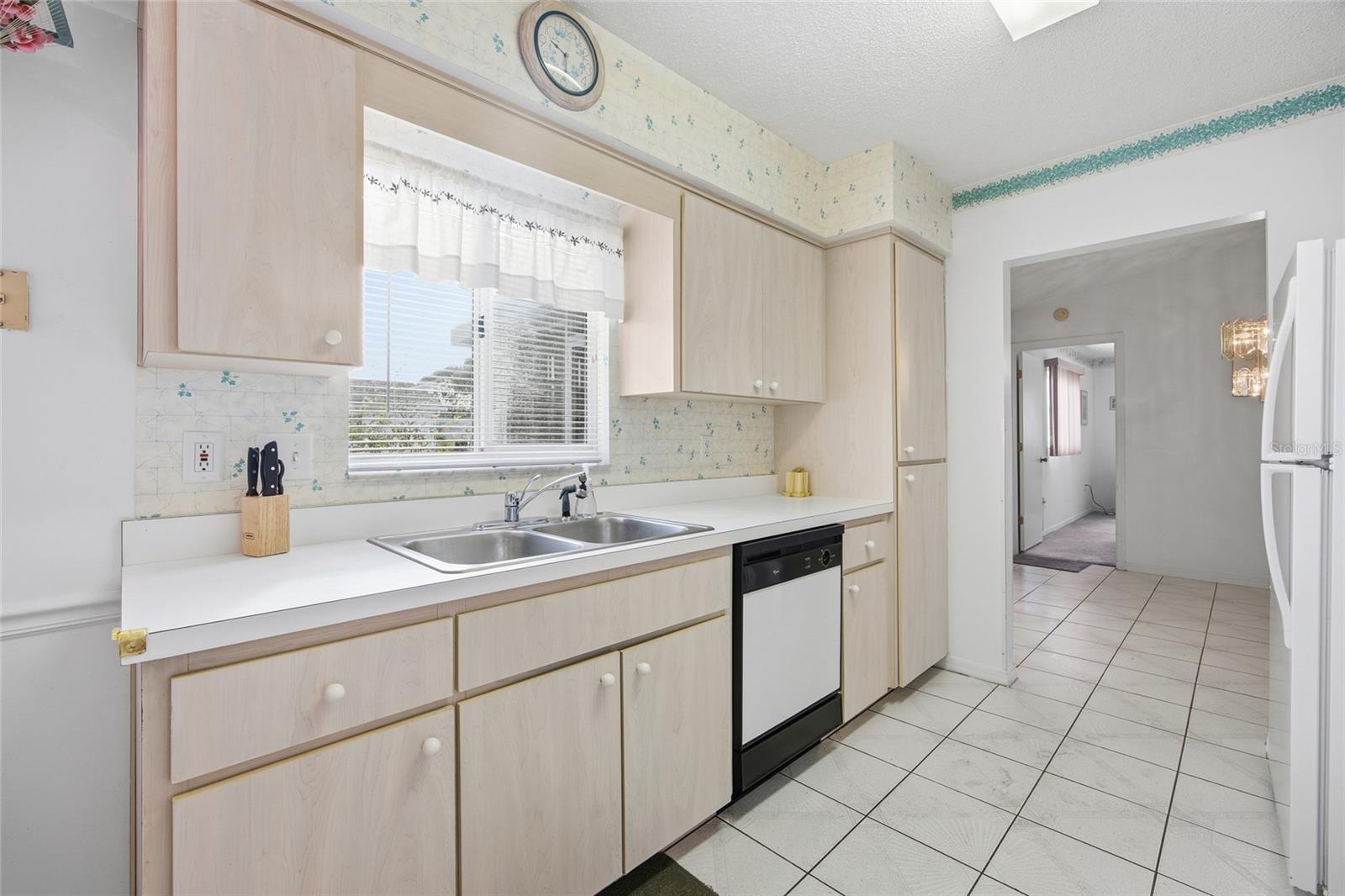 SPRUCE CREEK SOUTH - Residential