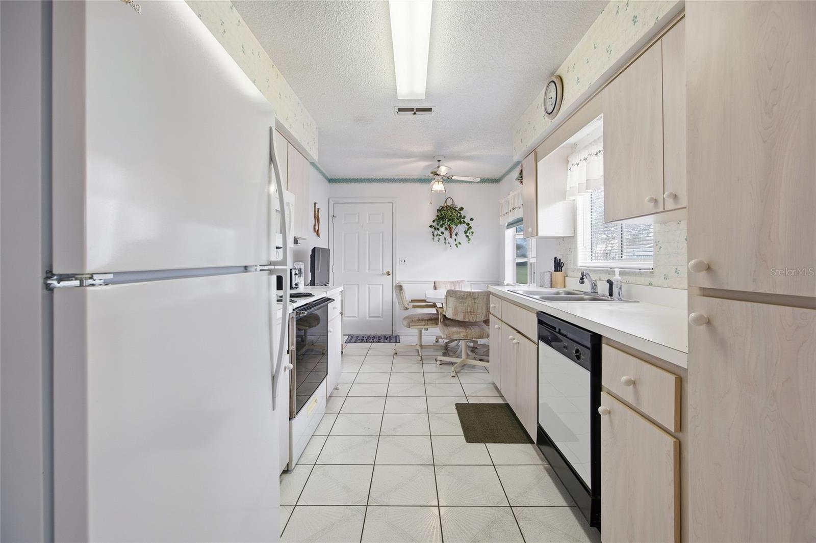 SPRUCE CREEK SOUTH - Residential