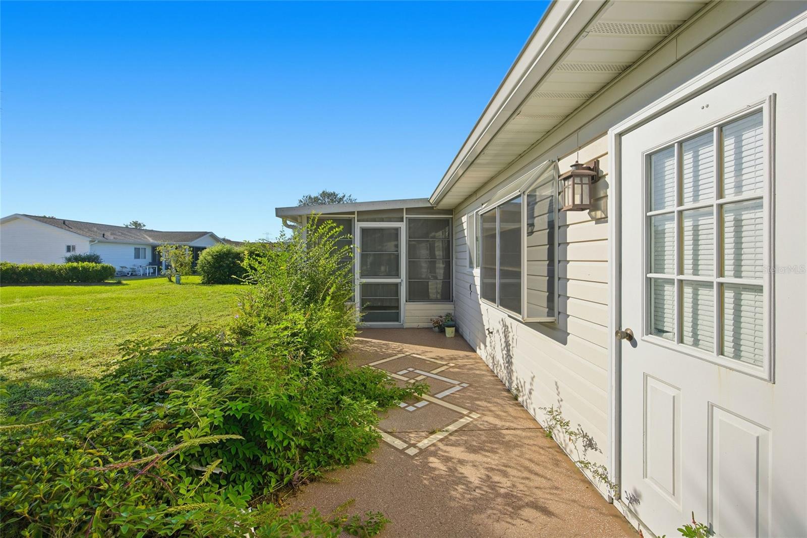 SPRUCE CREEK SOUTH - Residential