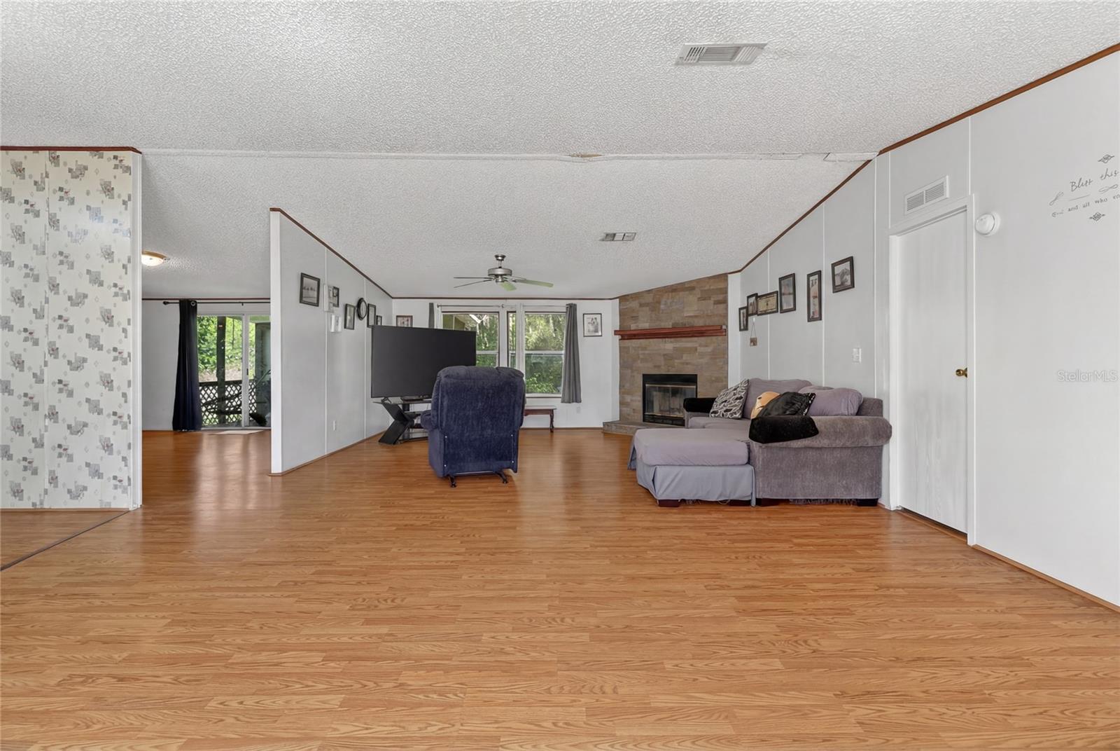 KEENE COUNTRY ACRES - Residential