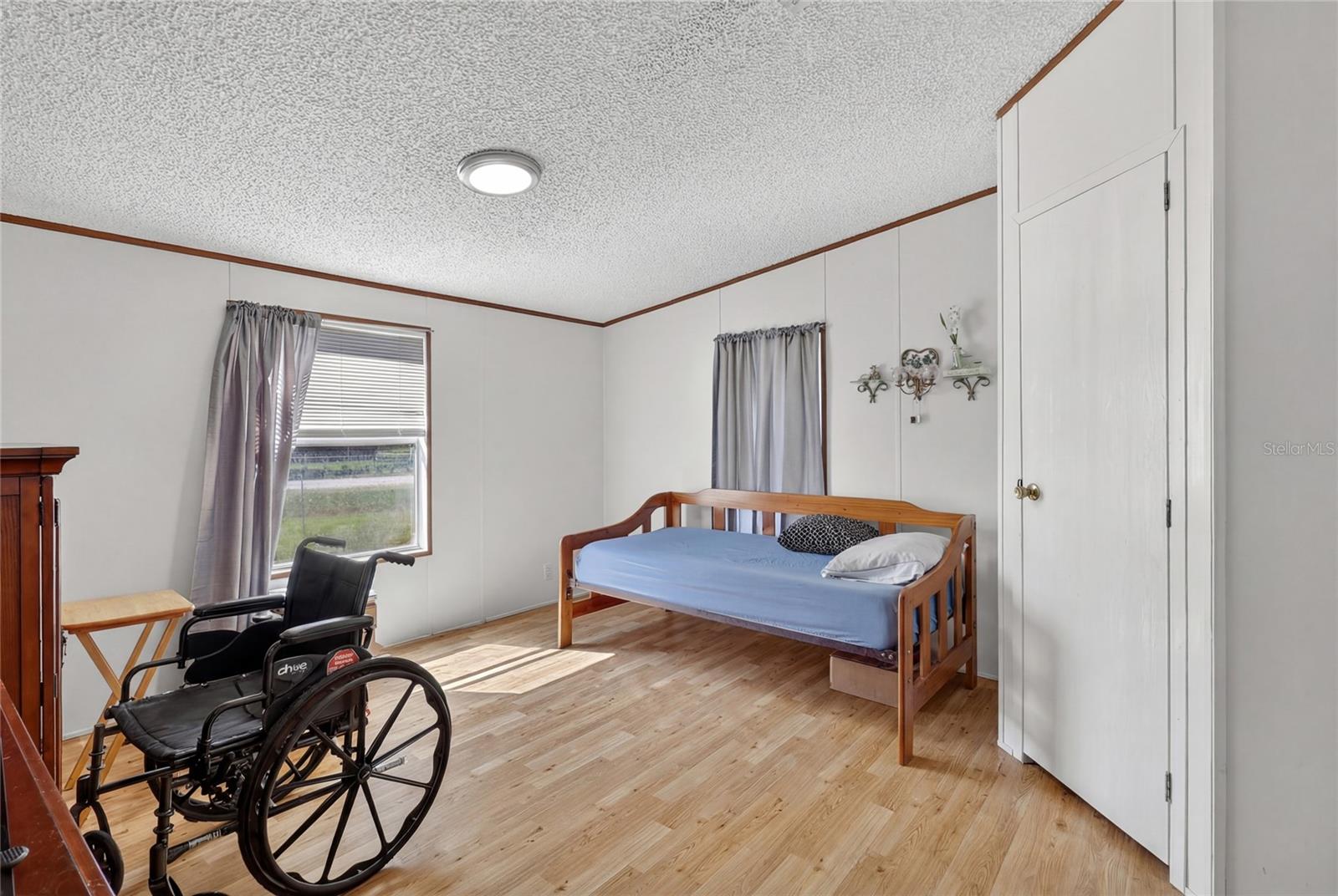 KEENE COUNTRY ACRES - Residential