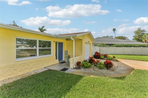 A home in SEMINOLE