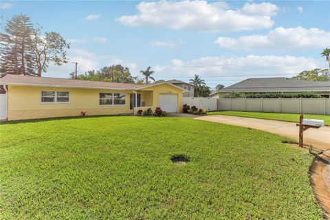 A home in SEMINOLE