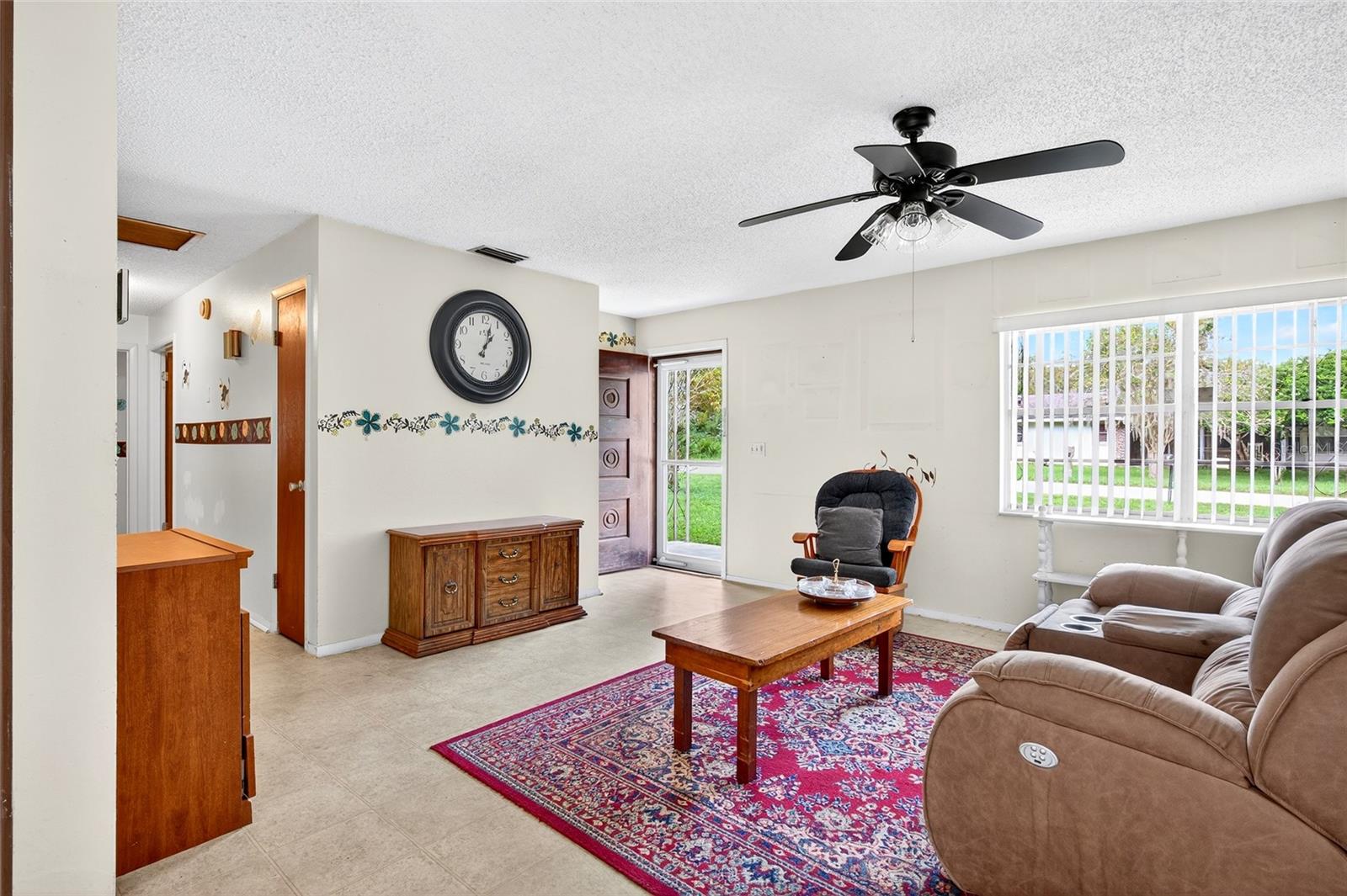 HENRIETTA HEIGHTS - Residential