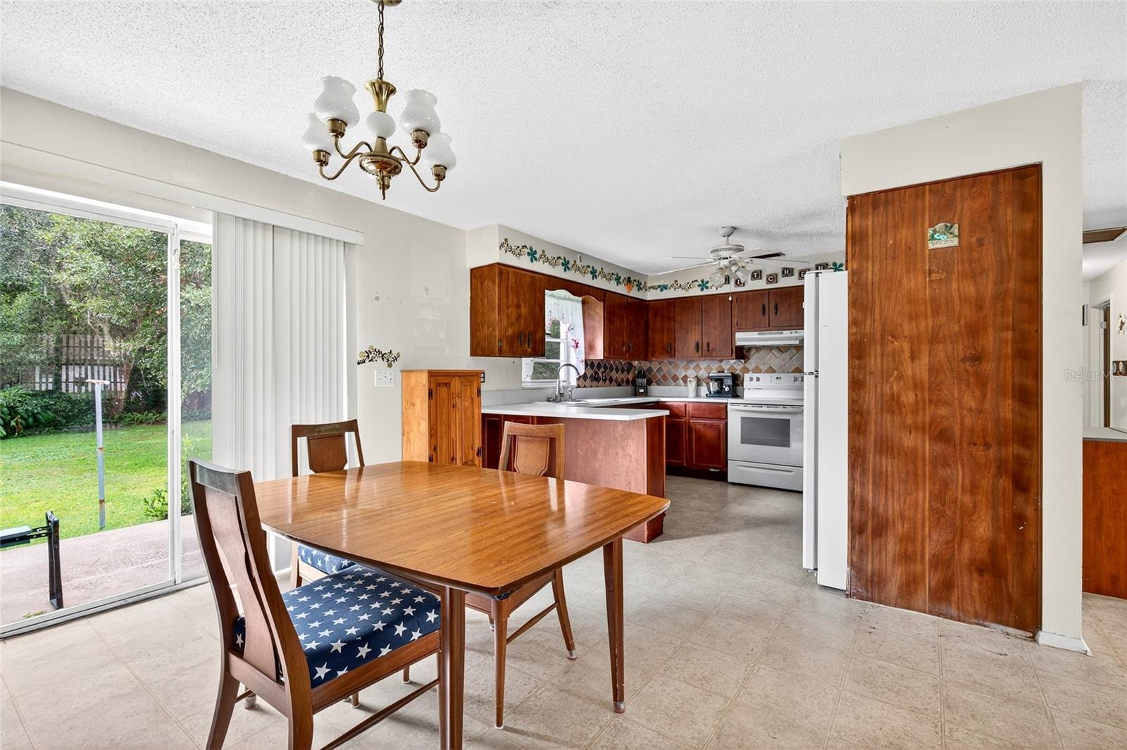 HENRIETTA HEIGHTS - Residential