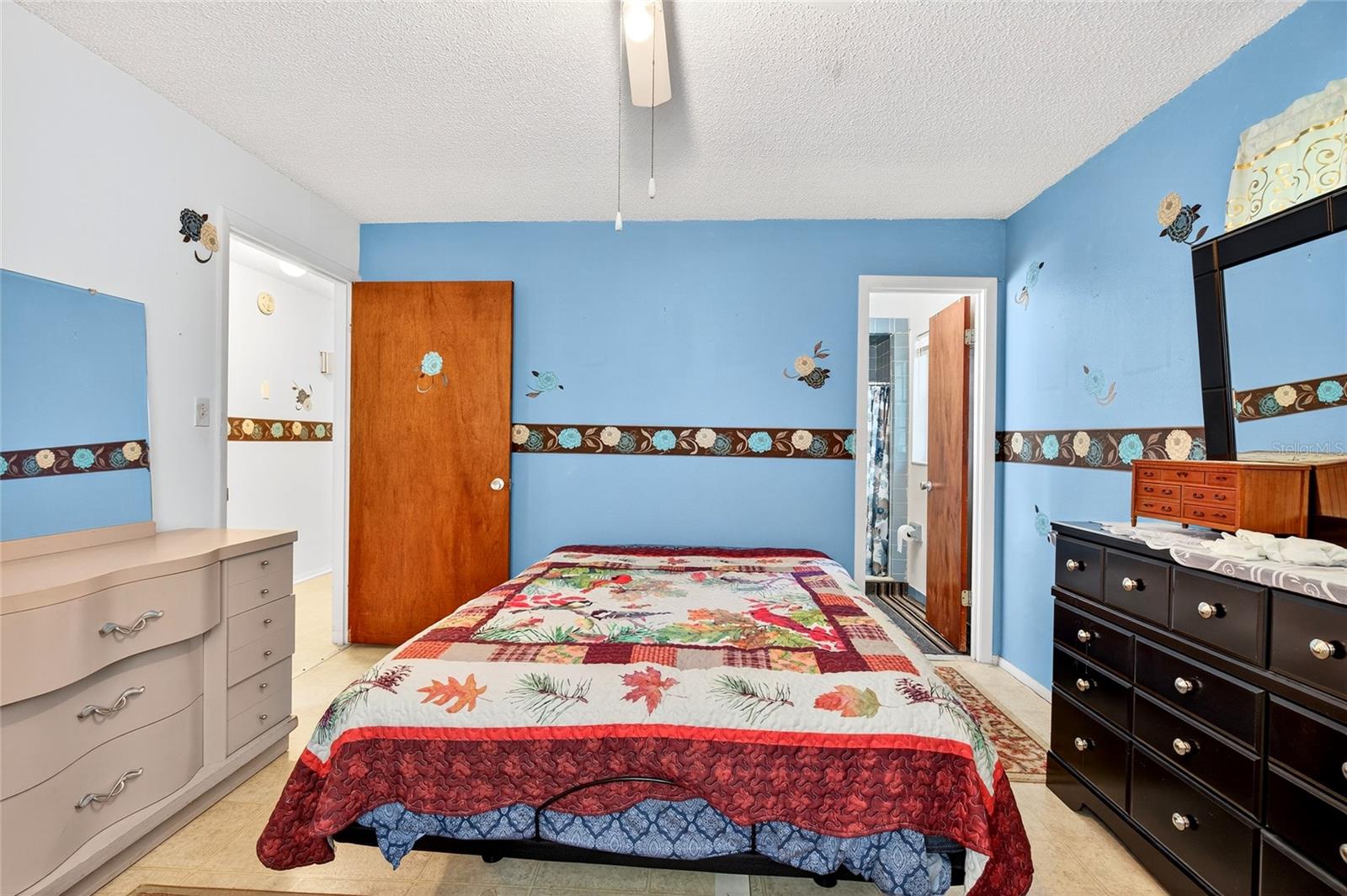 HENRIETTA HEIGHTS - Residential