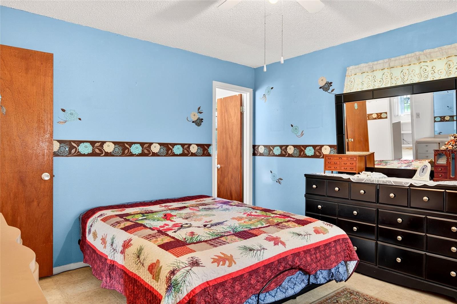 HENRIETTA HEIGHTS - Residential