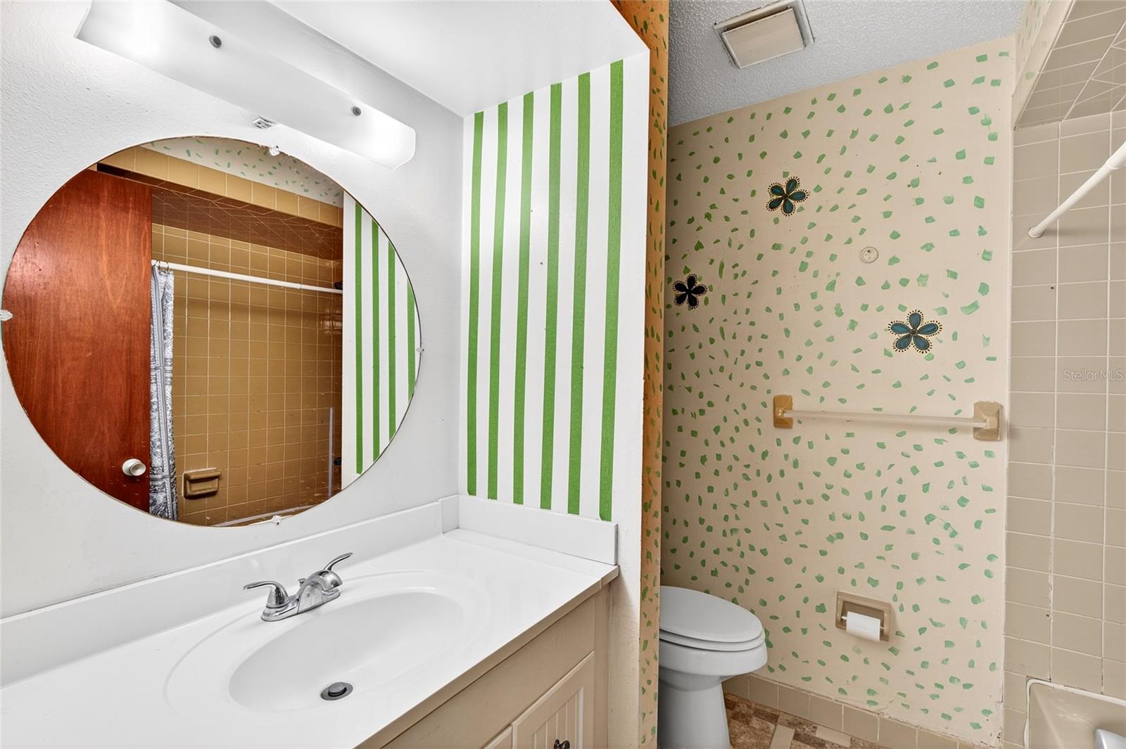 HENRIETTA HEIGHTS - Residential