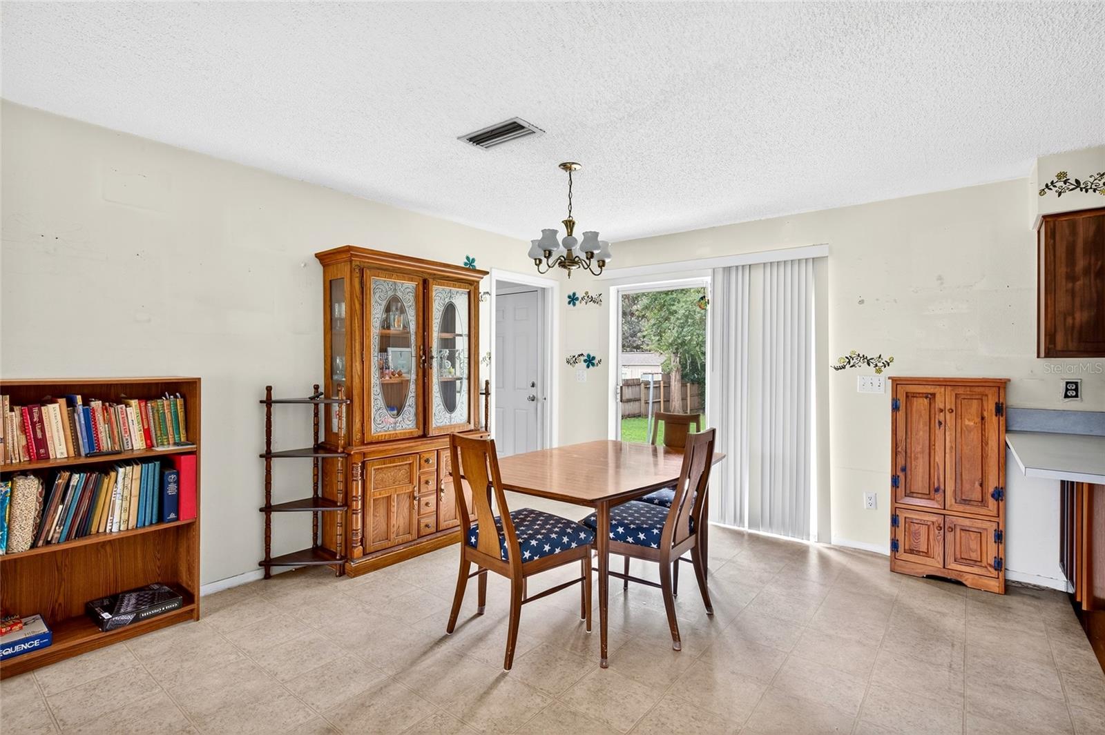 HENRIETTA HEIGHTS - Residential