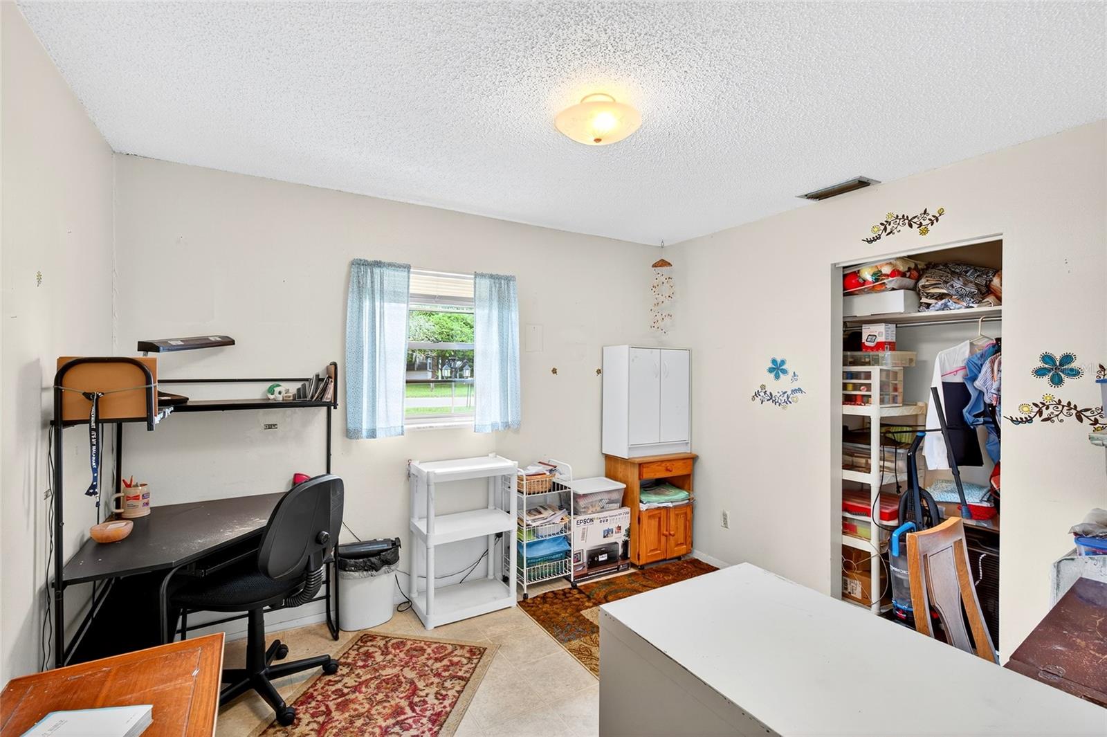 HENRIETTA HEIGHTS - Residential