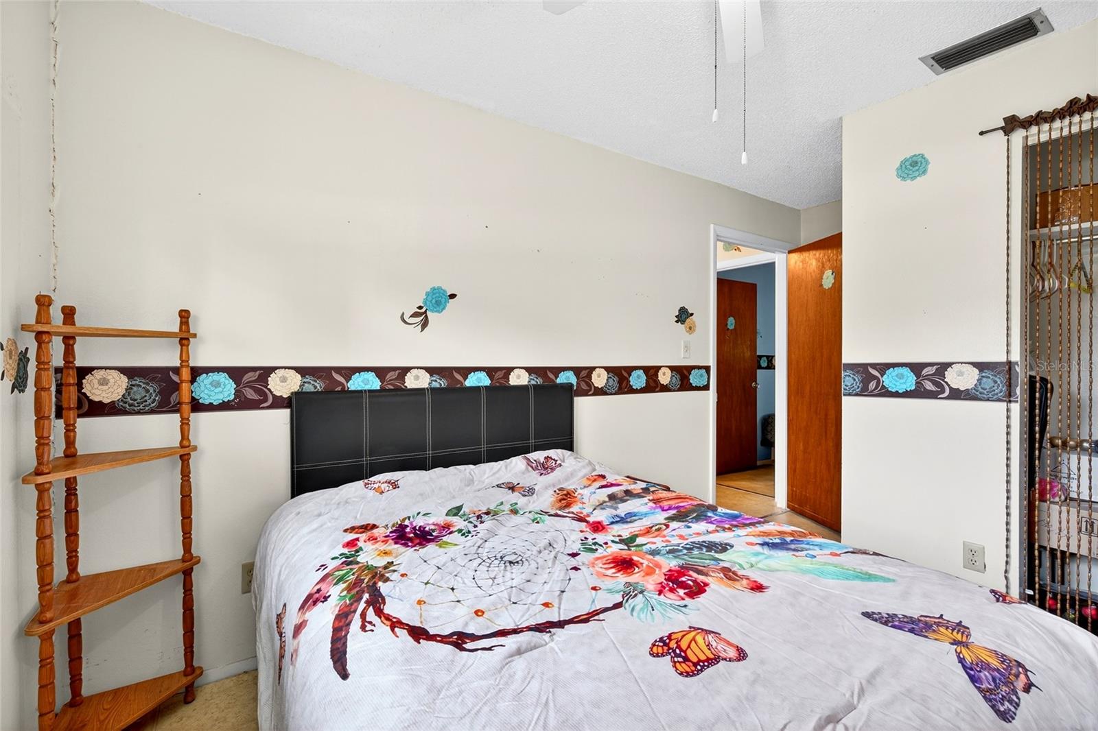 HENRIETTA HEIGHTS - Residential