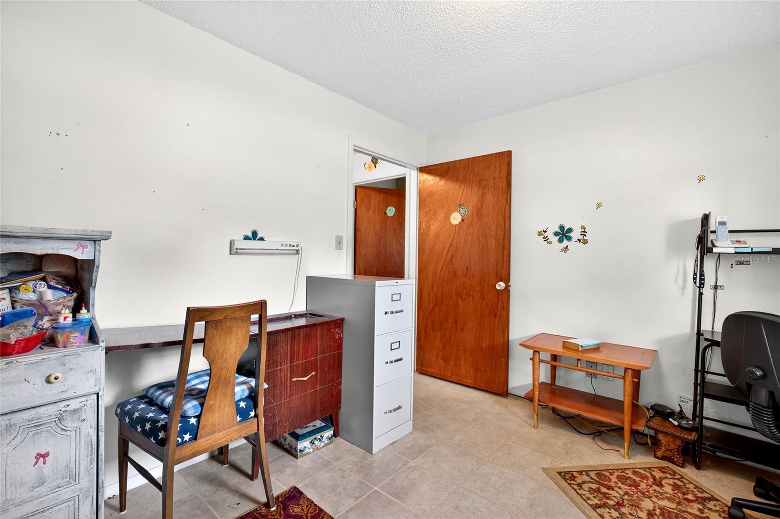 HENRIETTA HEIGHTS - Residential