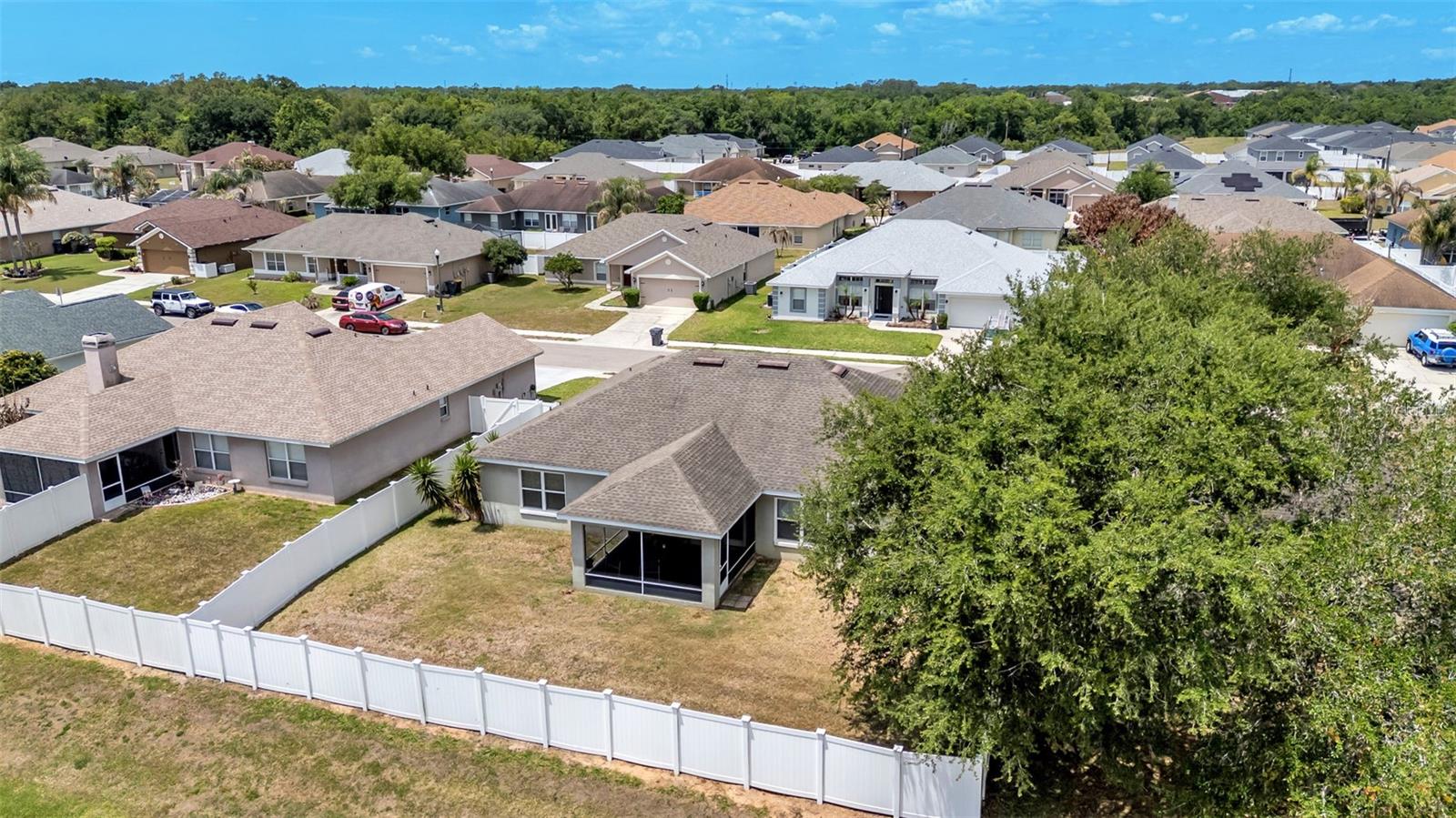 HUNTERS CROSSING PH 01 - Residential
