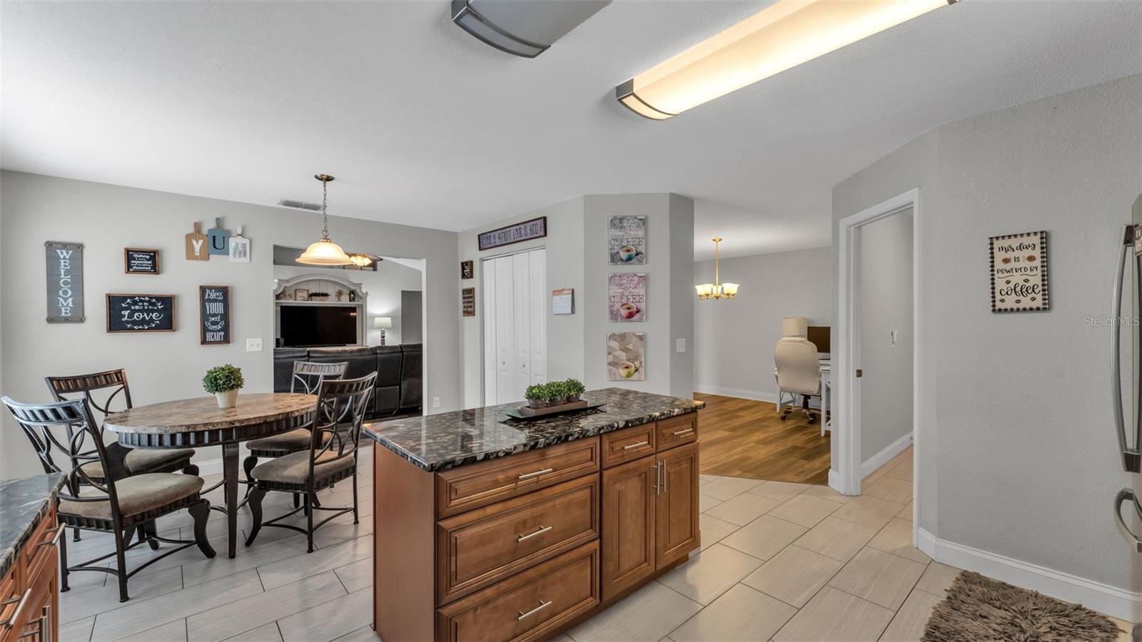 HUNTERS CROSSING PH 01 - Residential