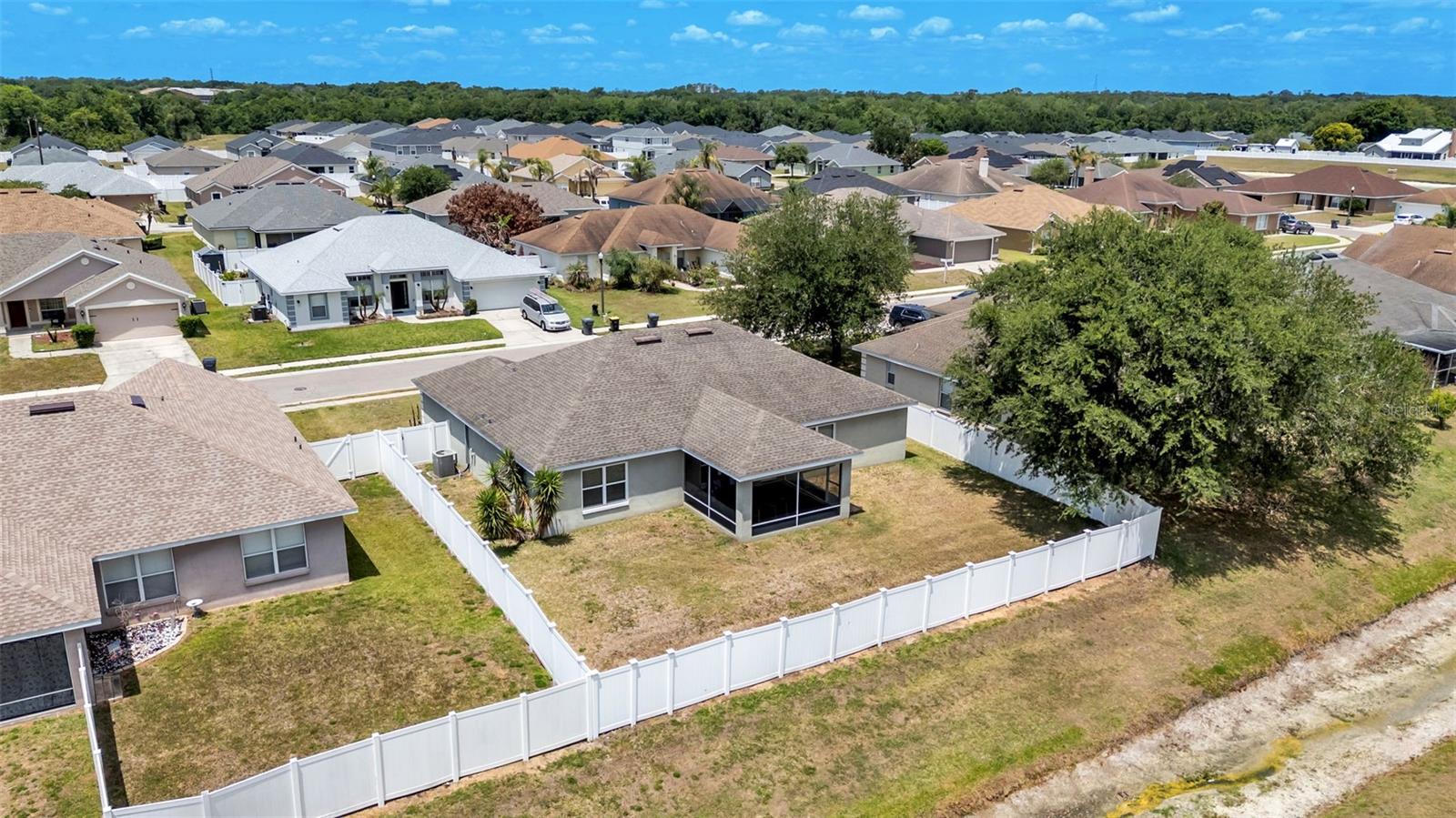 HUNTERS CROSSING PH 01 - Residential