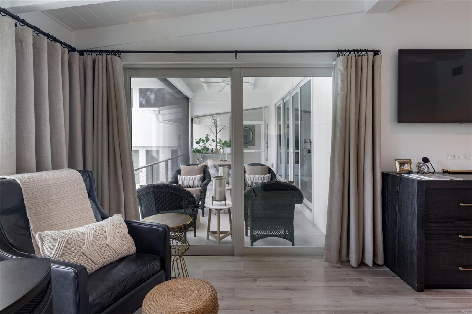 SICILIAN SHORES - Residential