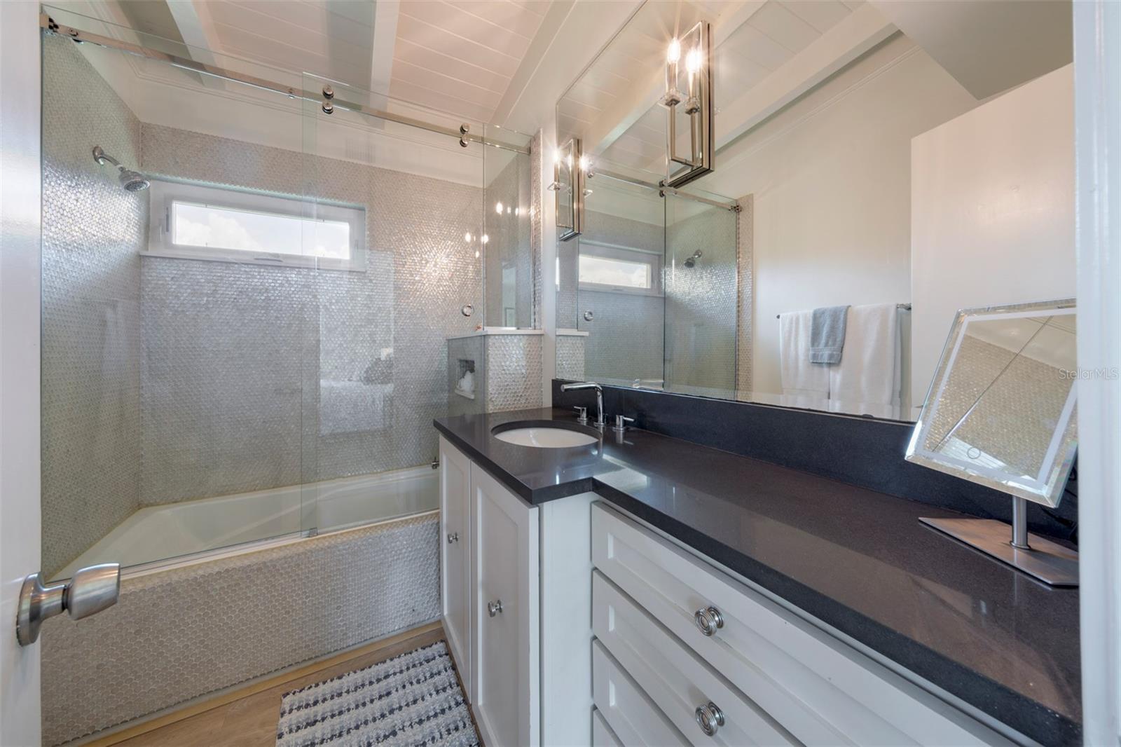 SICILIAN SHORES - Residential