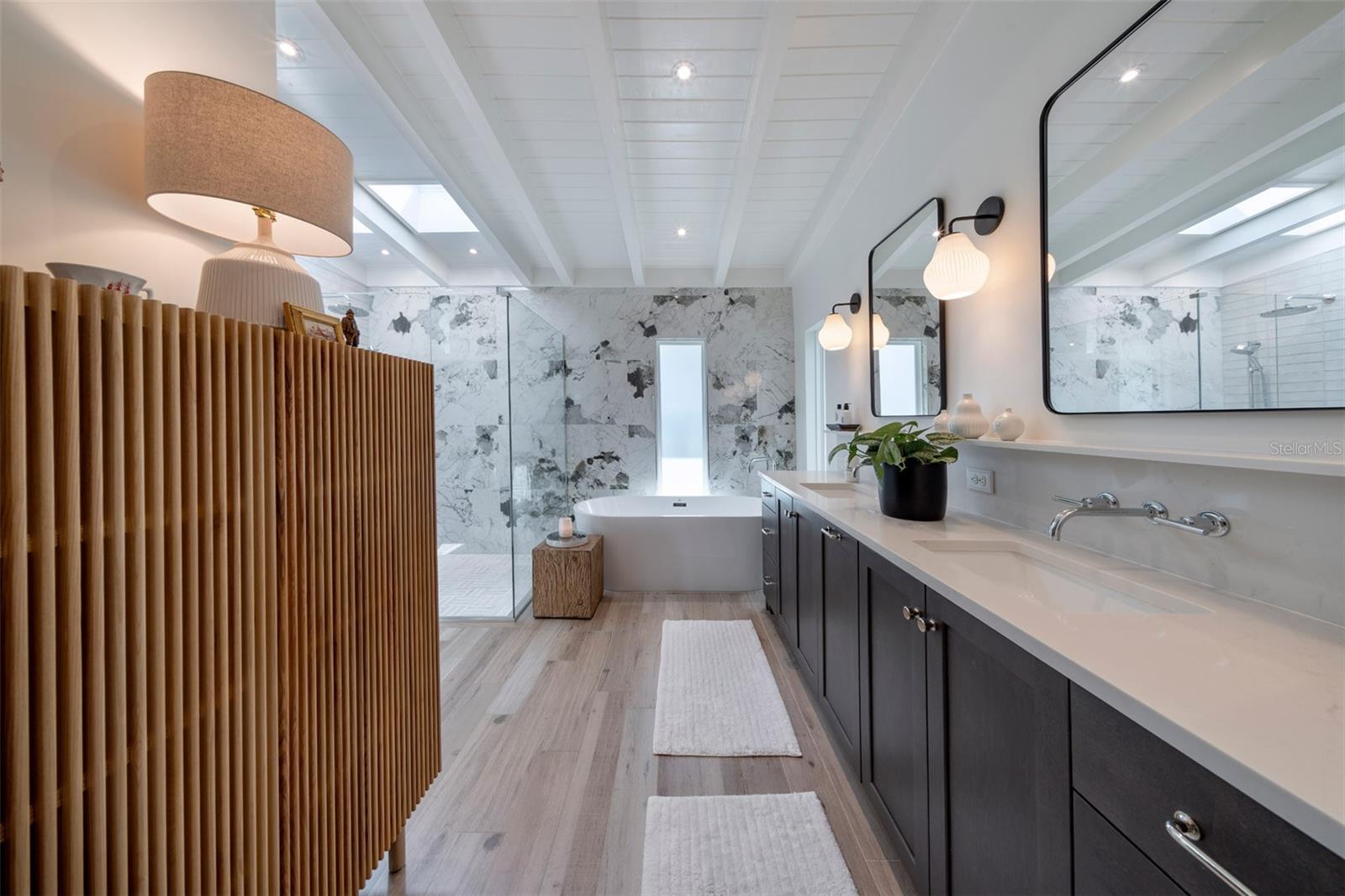 SICILIAN SHORES - Residential