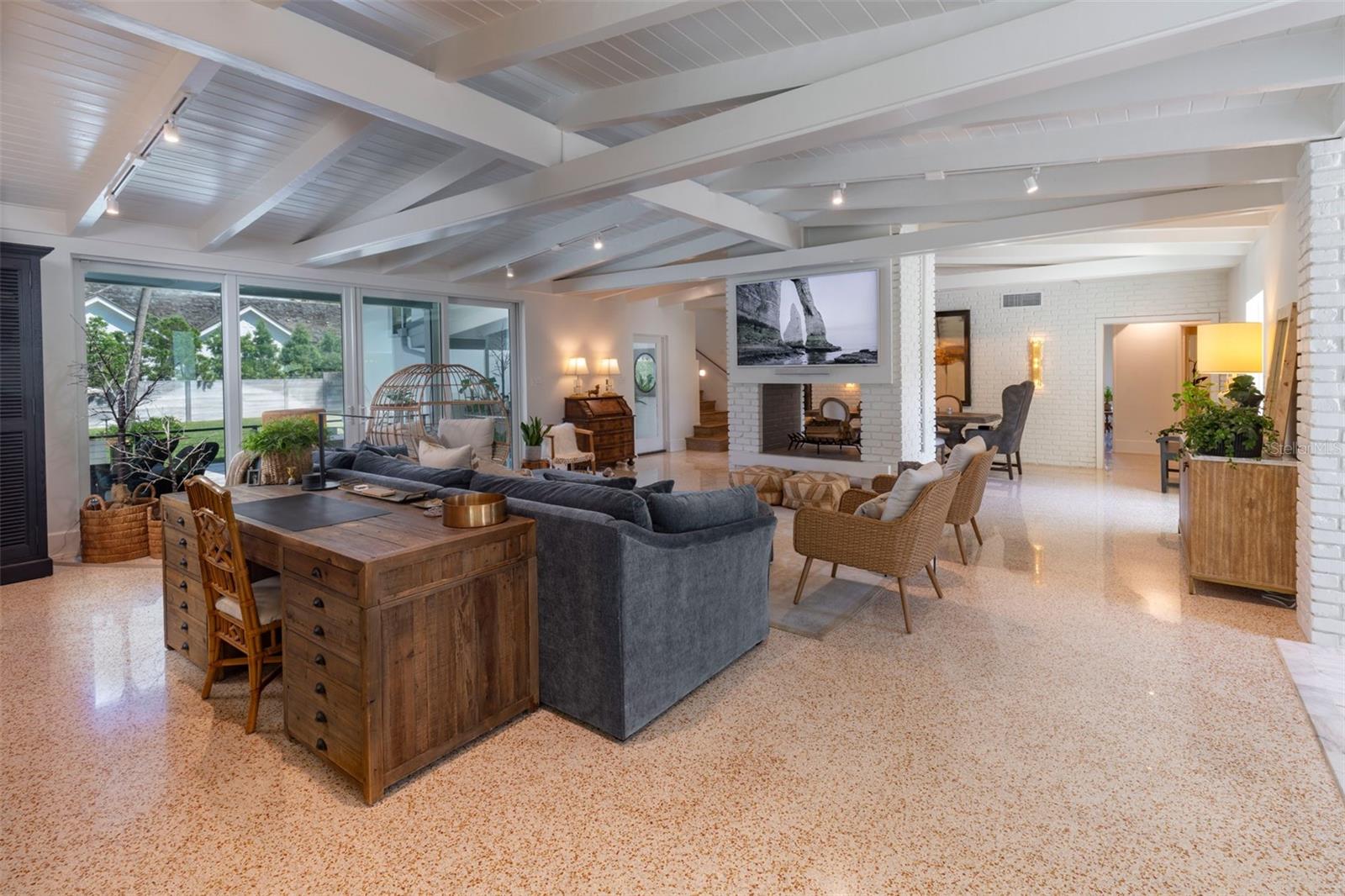 SICILIAN SHORES - Residential