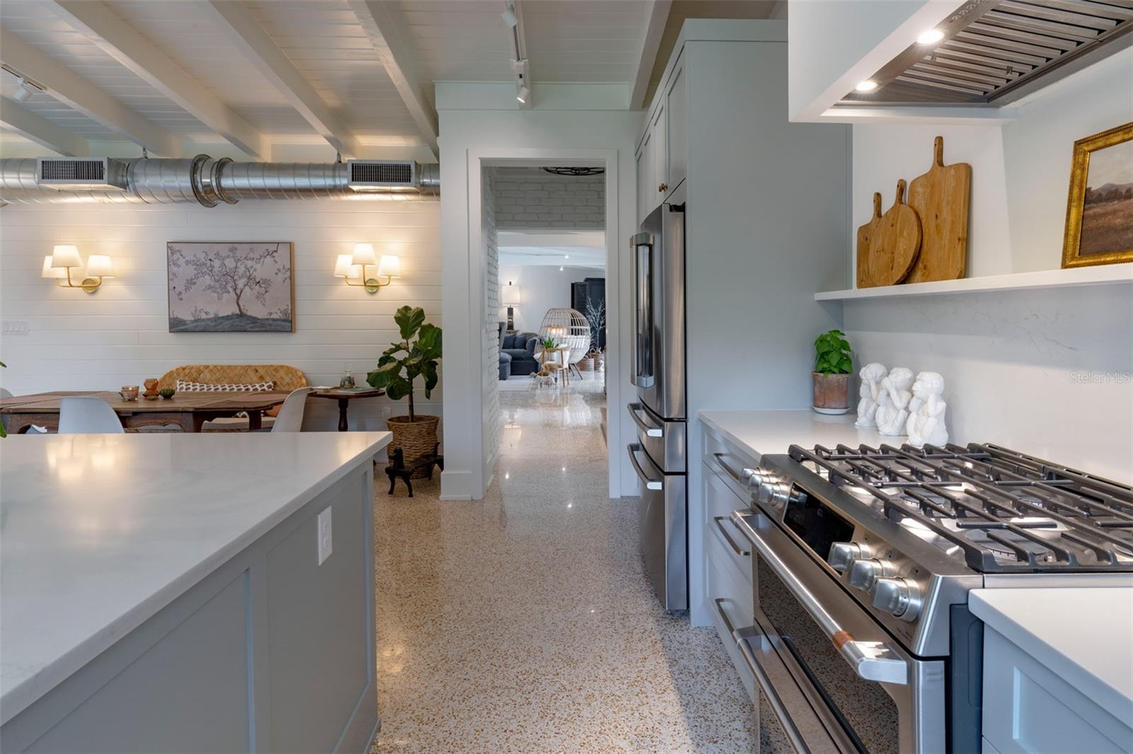 SICILIAN SHORES - Residential