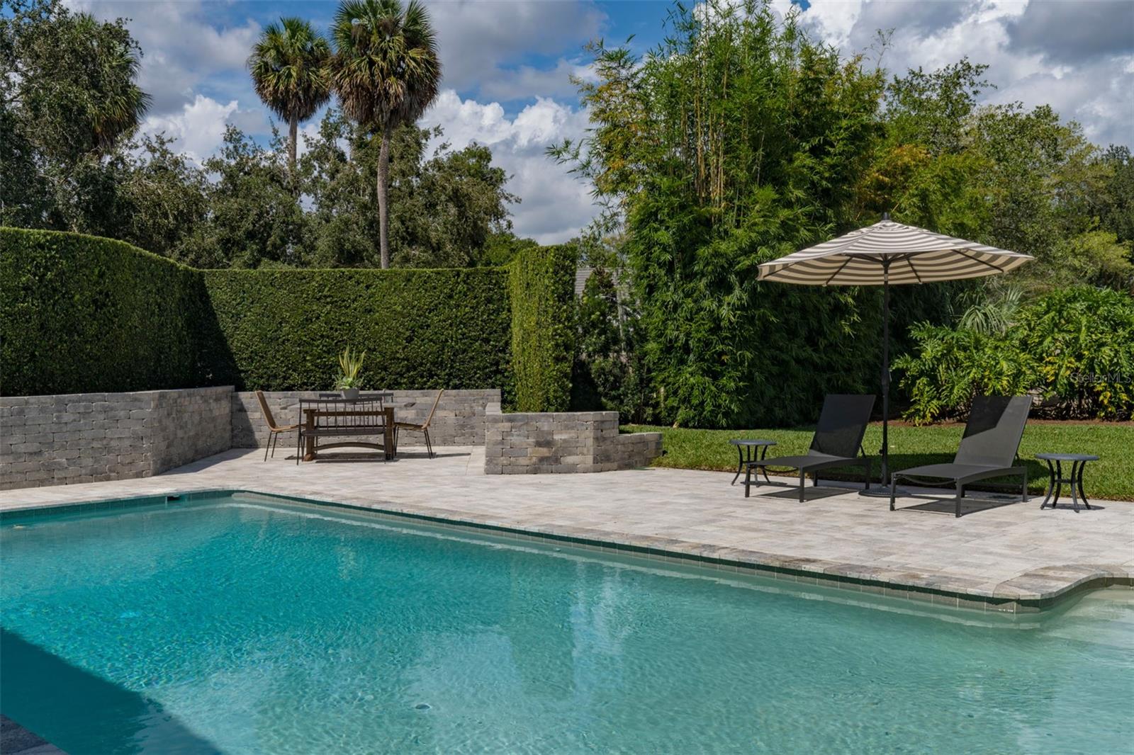 SICILIAN SHORES - Residential